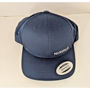 NWT Nixon Lockup Snapback Cap Navy– Classic Streetwear Premium Detailing C2060